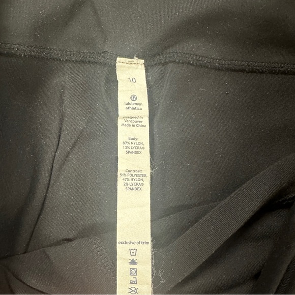 Lululemon leggings. - Picture 5 of 5